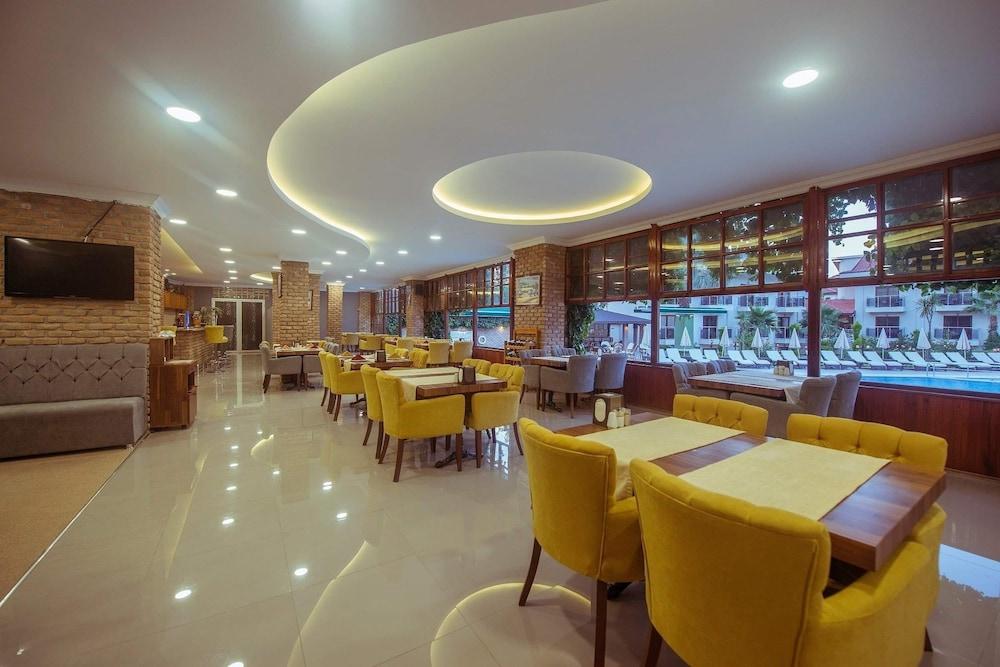 汉豪华酒店 厄吕代尼兹 外观 照片